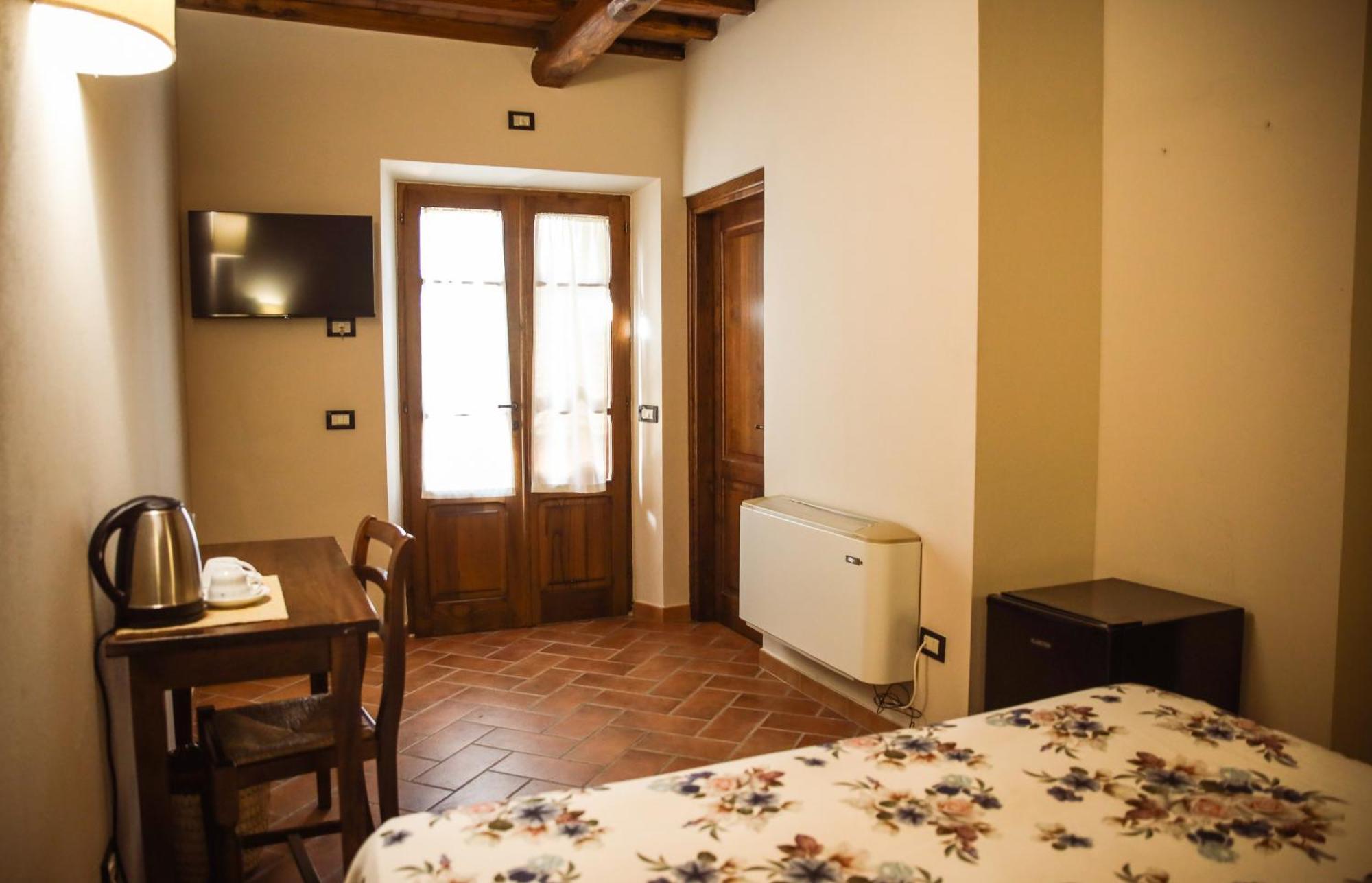 Agriturismo La Vecchia Quercia Montemerano Eksteriør billede
